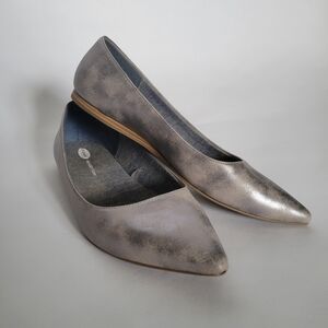 Dr. Scholl's Metallic Silver Flats